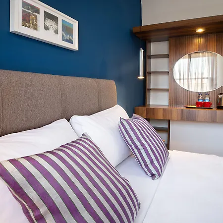 Mono Hotel 3*