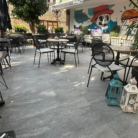Ξενοδοχείο Mono 3*