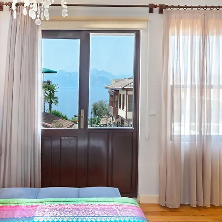 Mono Ξενοδοχείο 3*
