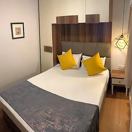 Hotel Mono Hotel 3*