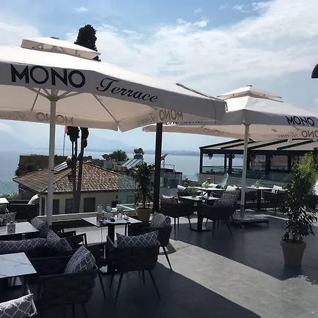 Mono Hotel 3*
